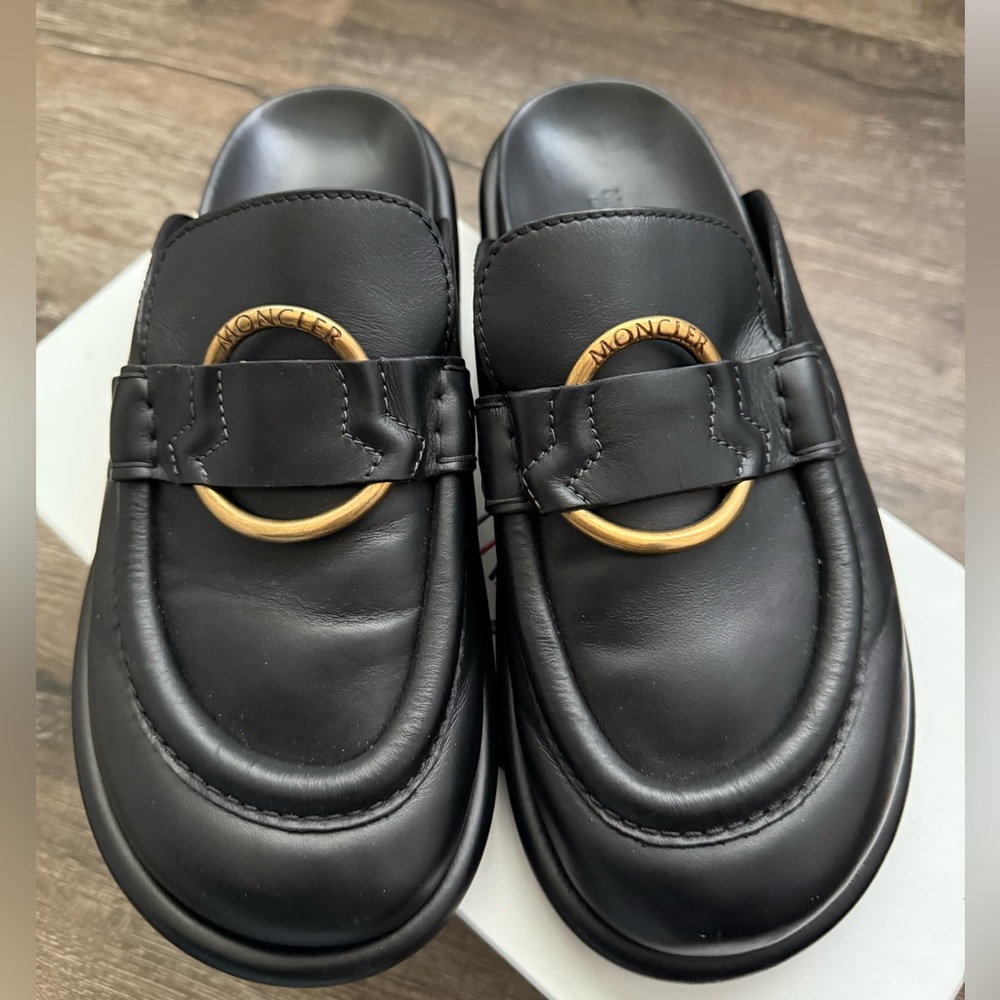 Moncler mules